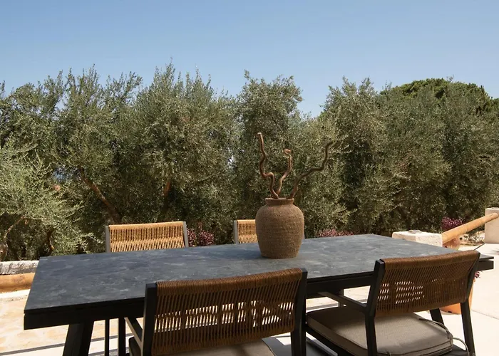 Cossoro Cave Villa, 2 Bedroom Without A Private Pool *